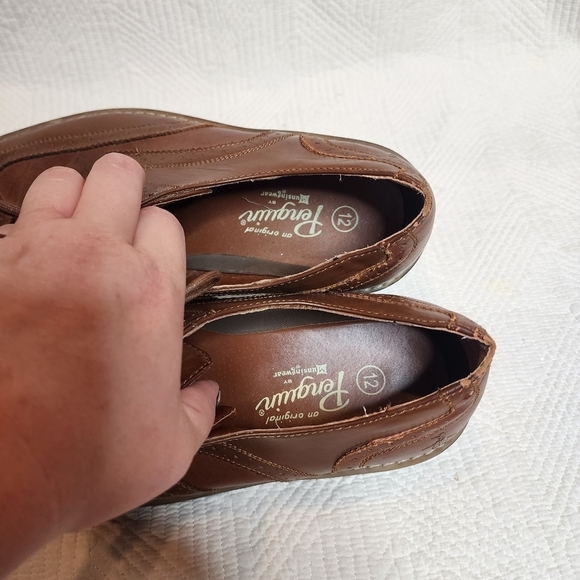 Penguin brown leather wingtip oxfords dress shoes. Men\'s size 12.